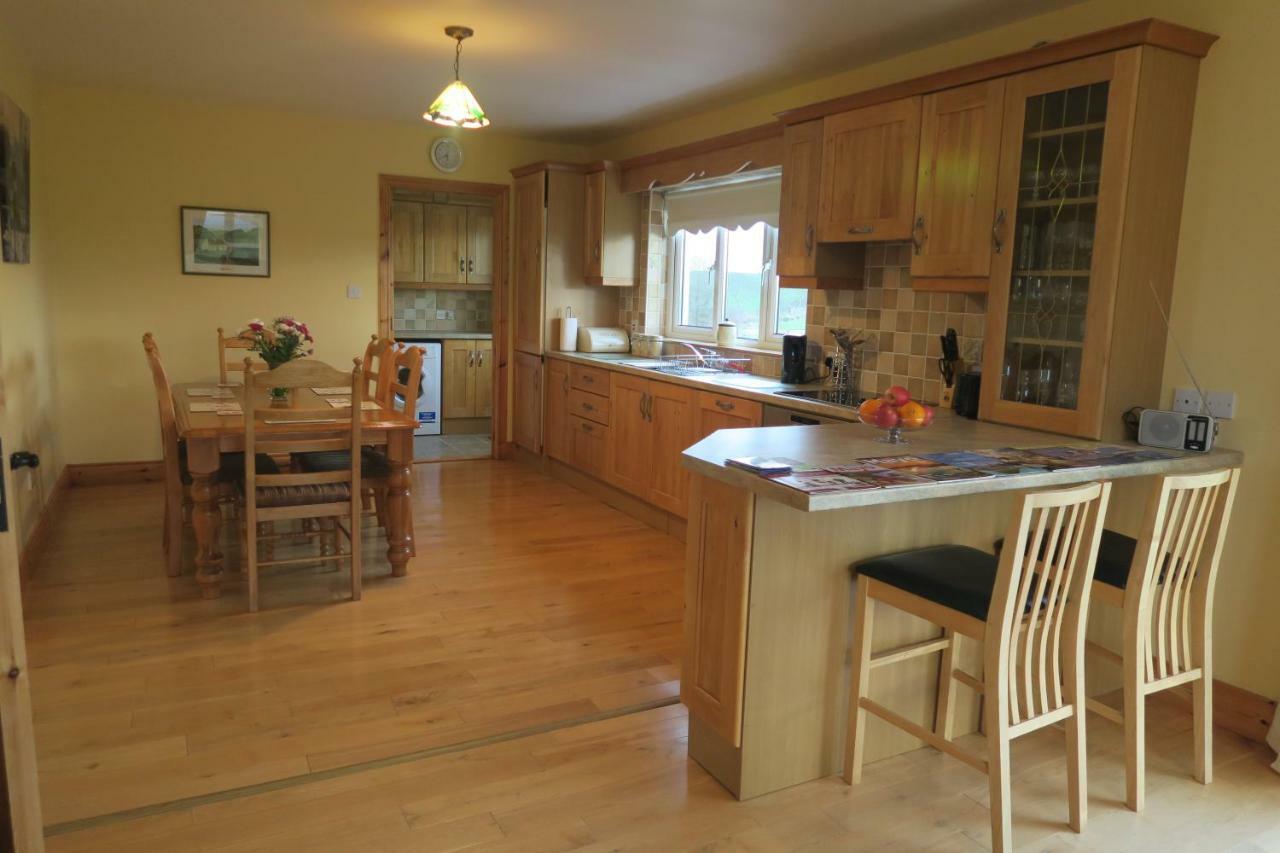 Thistledown - Ballina - Crossmolina - County Mayo - Sleeps 8 - Sister Property To Inglewood Esterno foto